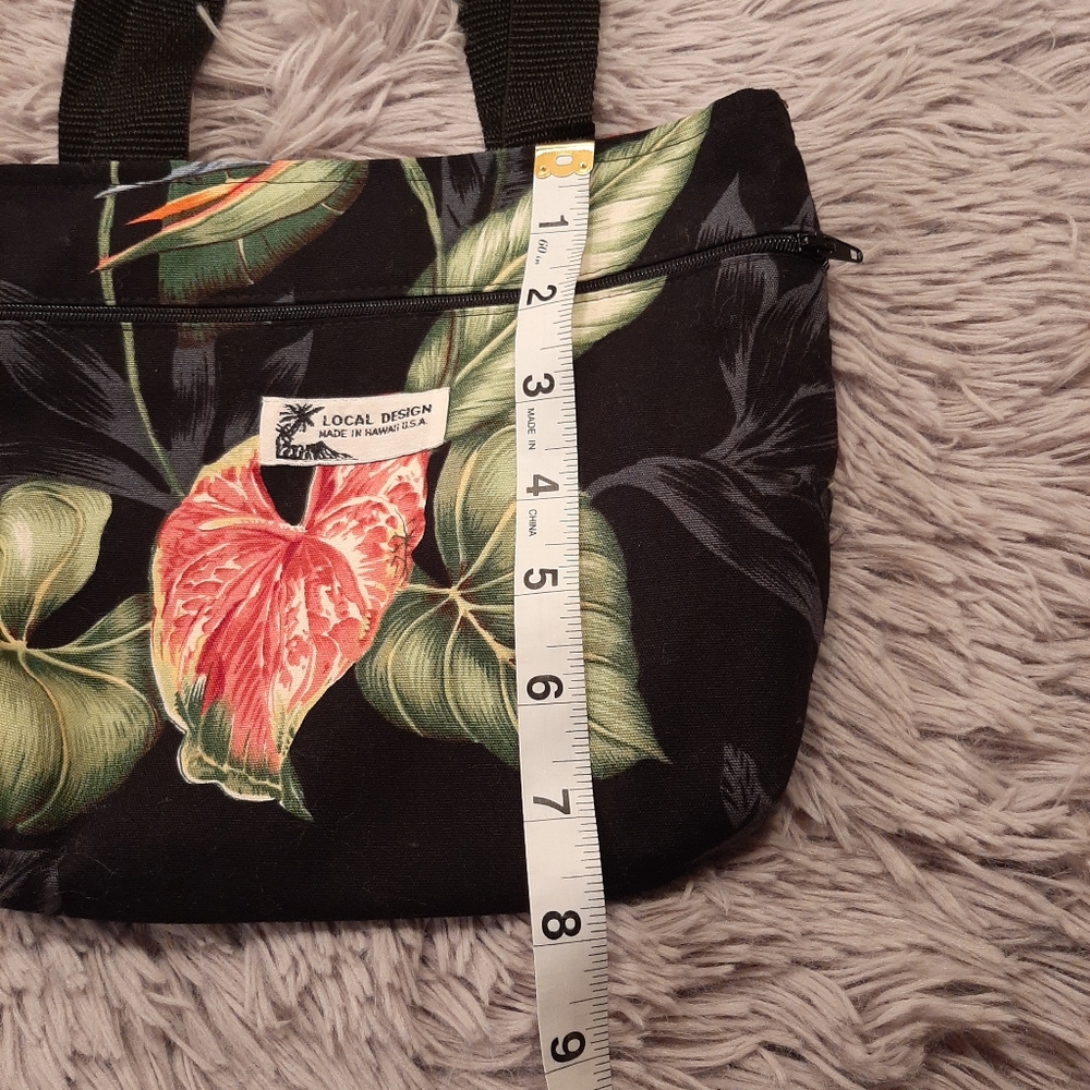 Local Design Made In Hawaii Tote/Purse - Picture 5 of 9